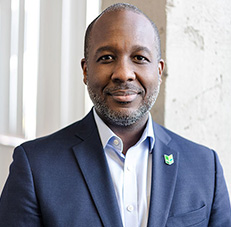 Elmer Moore Headshot